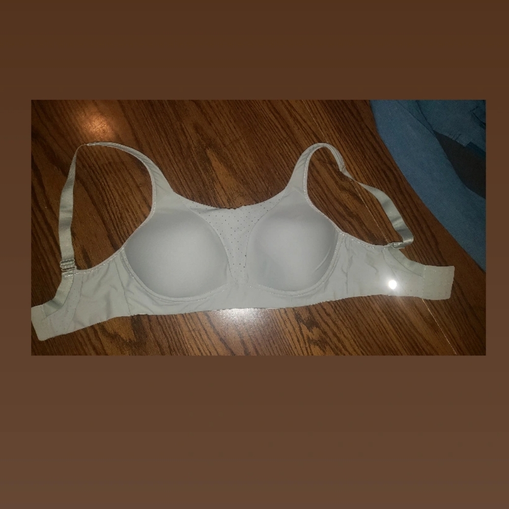 Lululemon Bra!